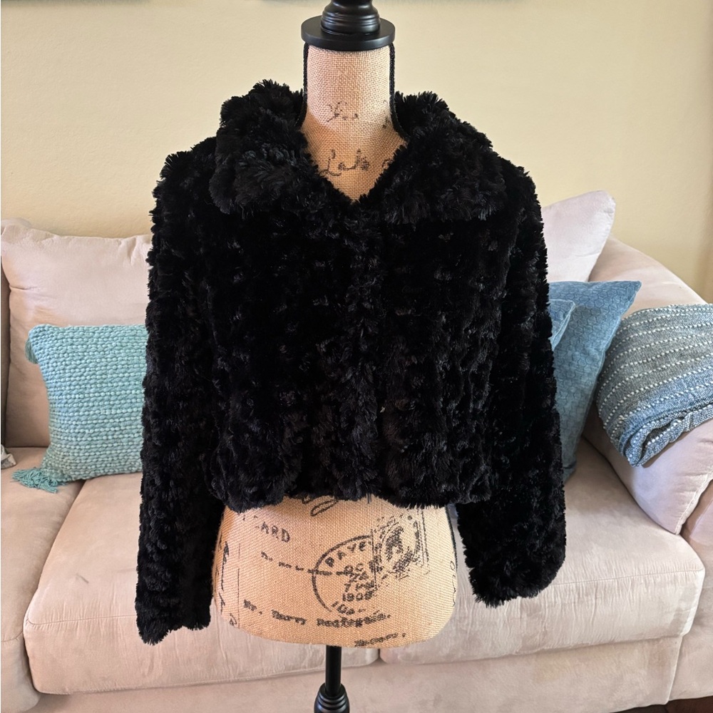 Elegant Black Teddy Jacket
